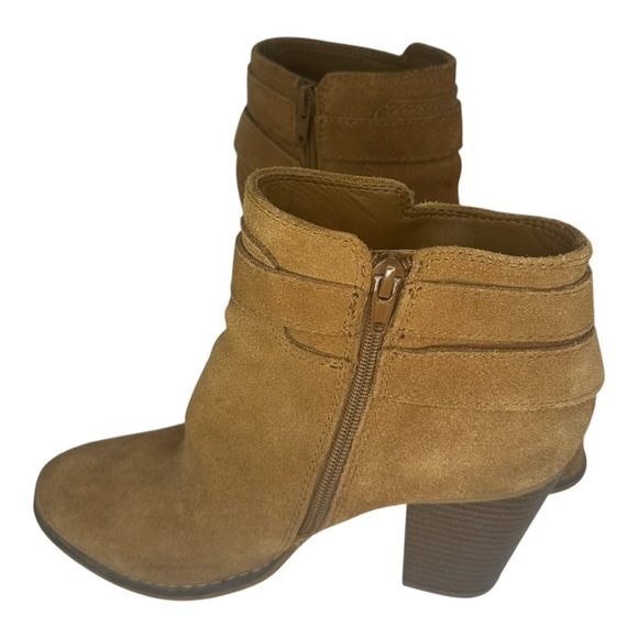 Guess Women's Brown Heeled Boots with Gold Accents - Picture 5 of 6